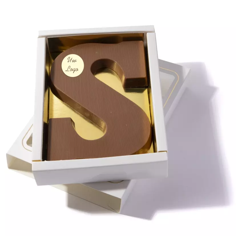chocoladeletter met logo