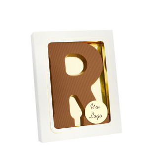 Grote Letter R met logo melk
